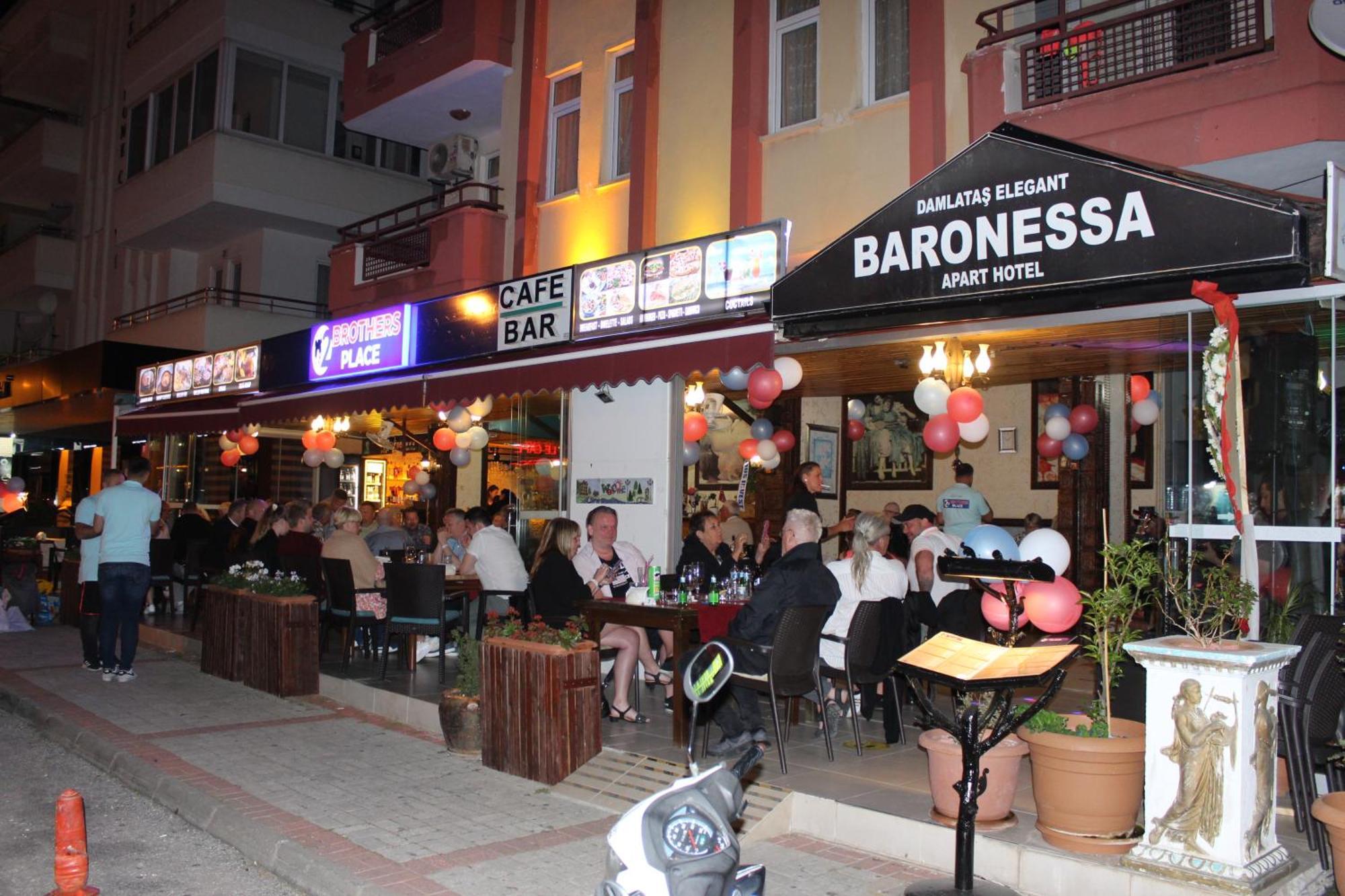 达母拉塔斯优雅公寓酒店 阿拉尼亚 外观 照片