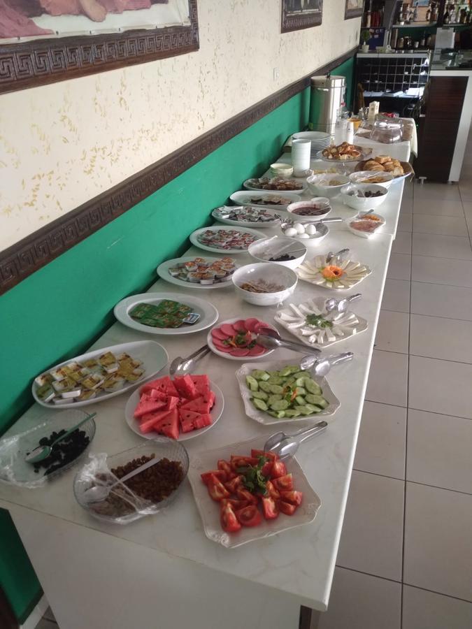 达母拉塔斯优雅公寓酒店 阿拉尼亚 外观 照片